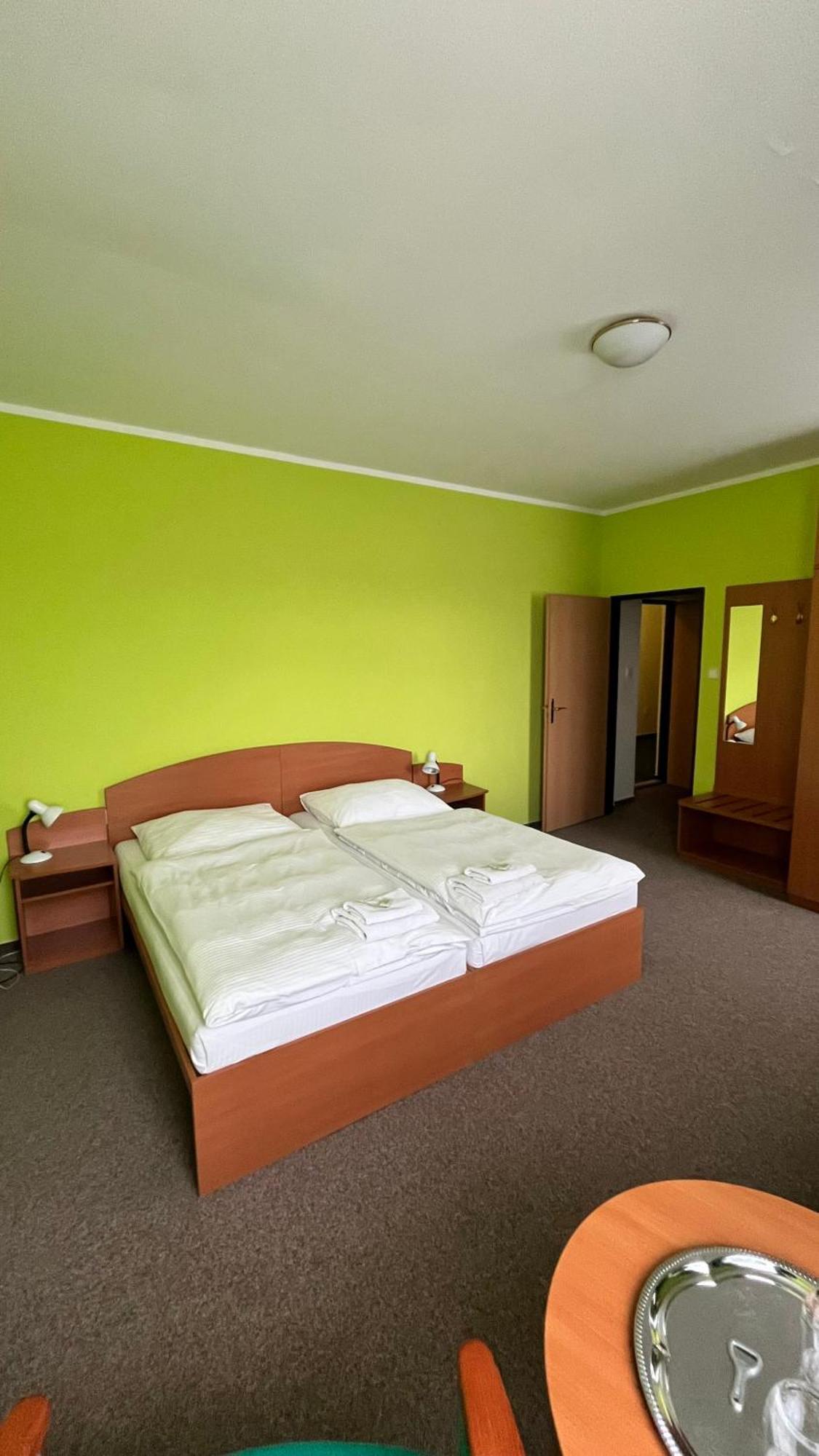 Grandhotel Nový Bor מראה חיצוני תמונה