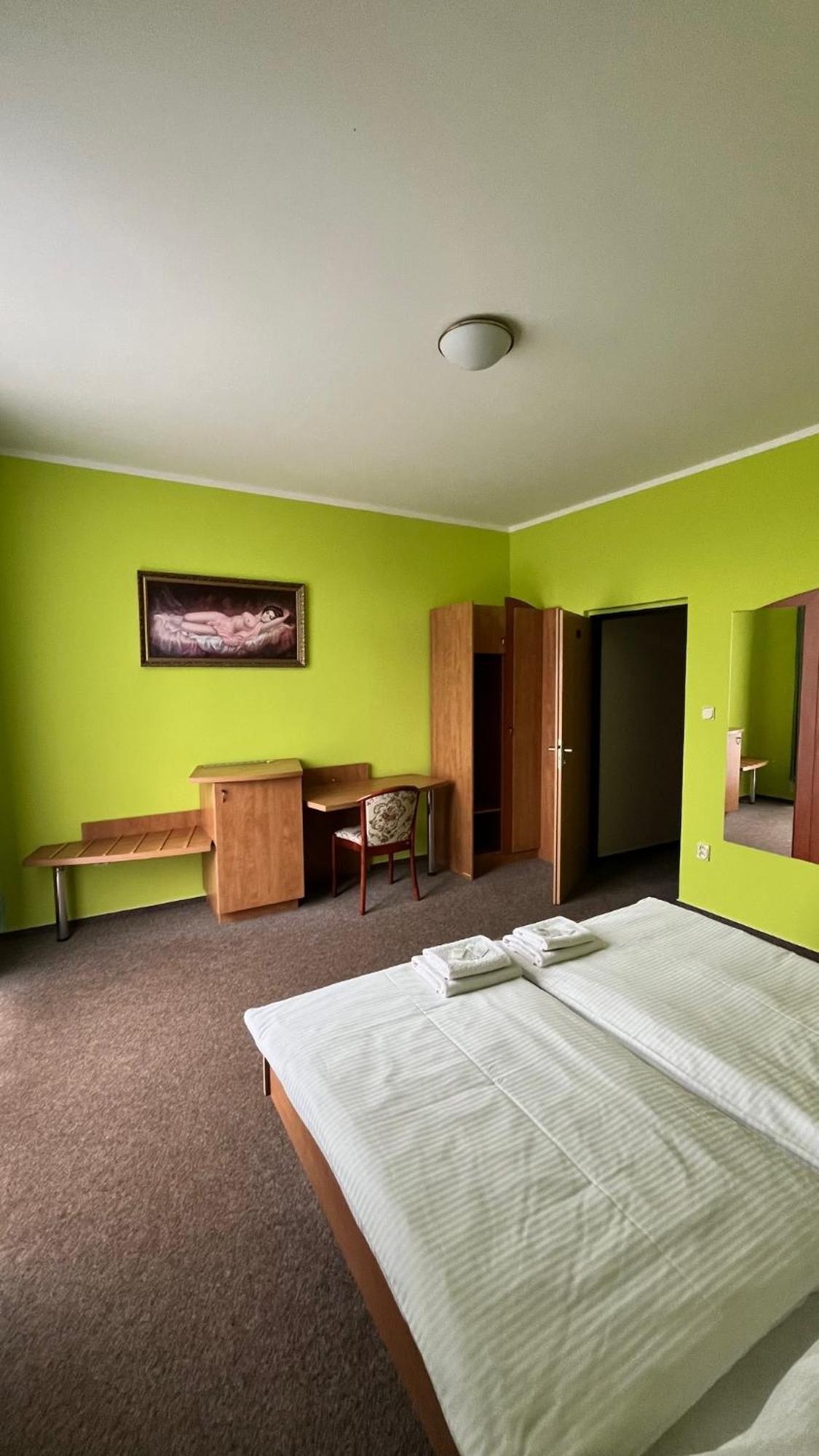 Grandhotel Nový Bor מראה חיצוני תמונה