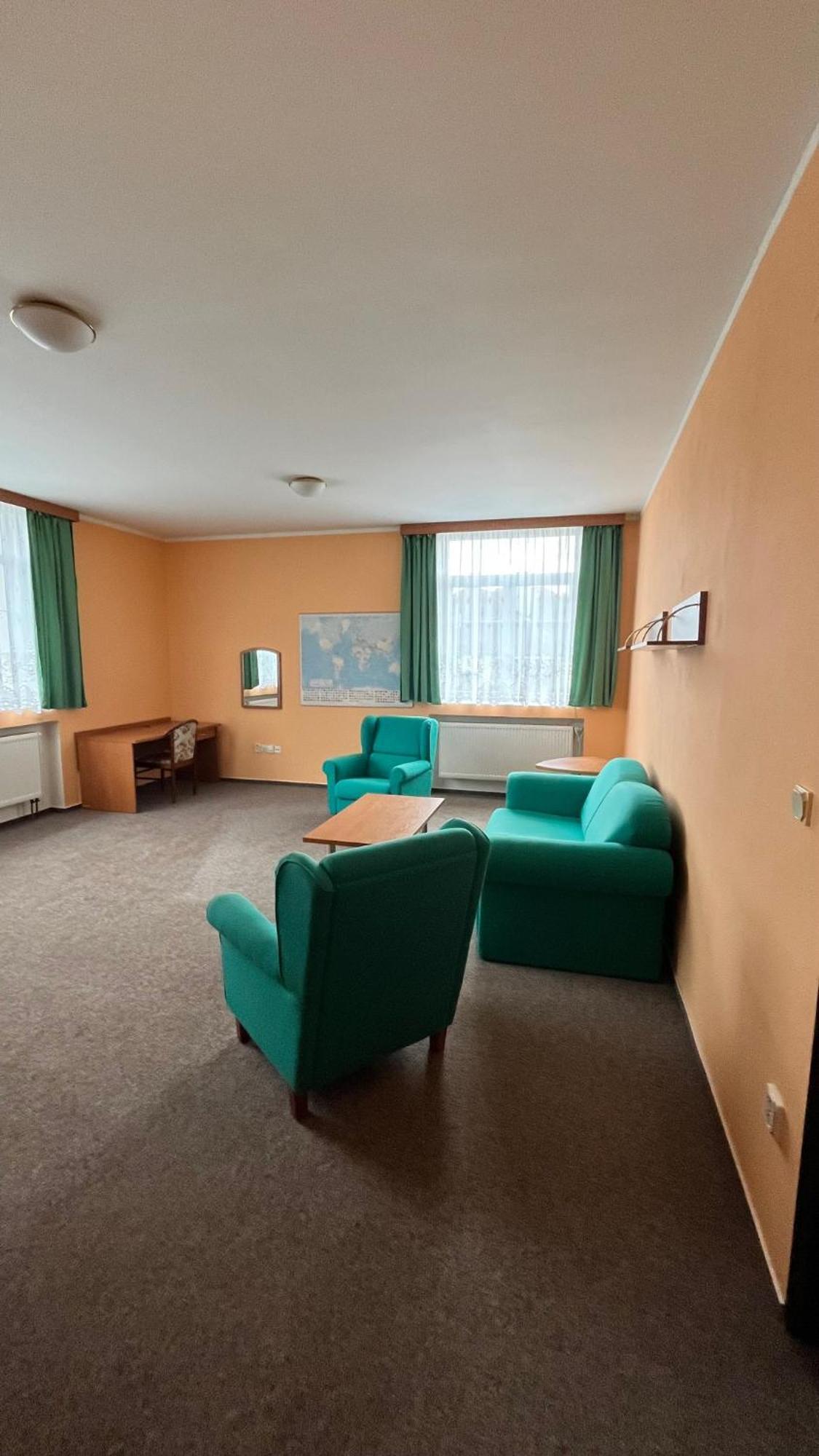 Grandhotel Nový Bor מראה חיצוני תמונה