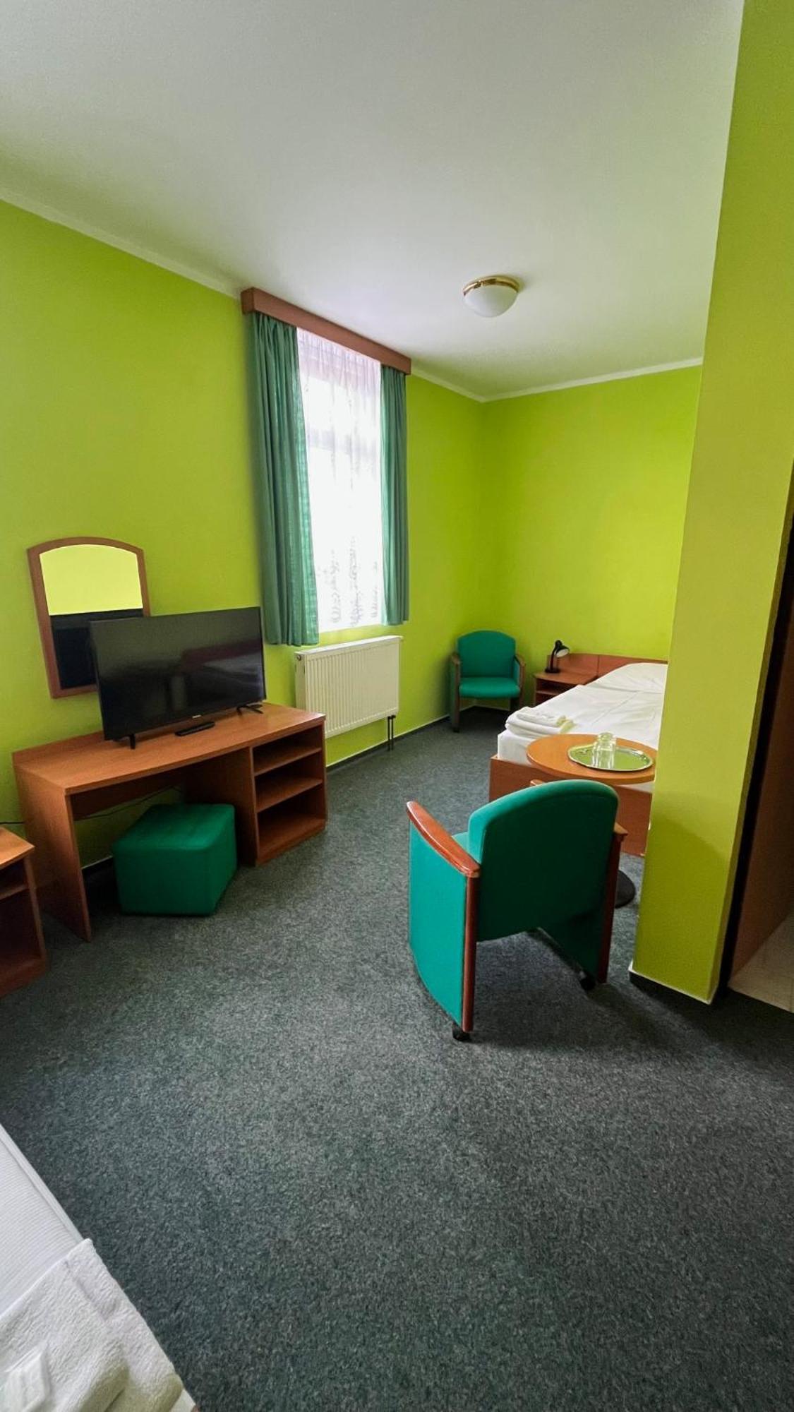 Grandhotel Nový Bor מראה חיצוני תמונה