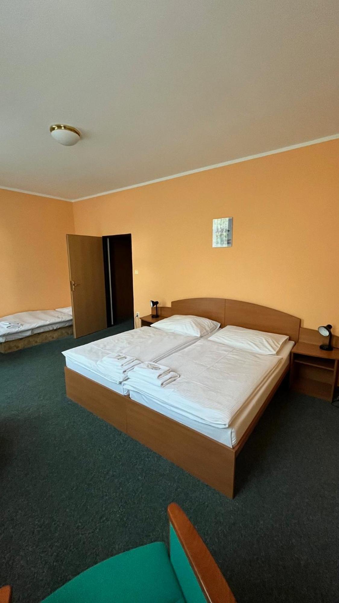 Grandhotel Nový Bor מראה חיצוני תמונה