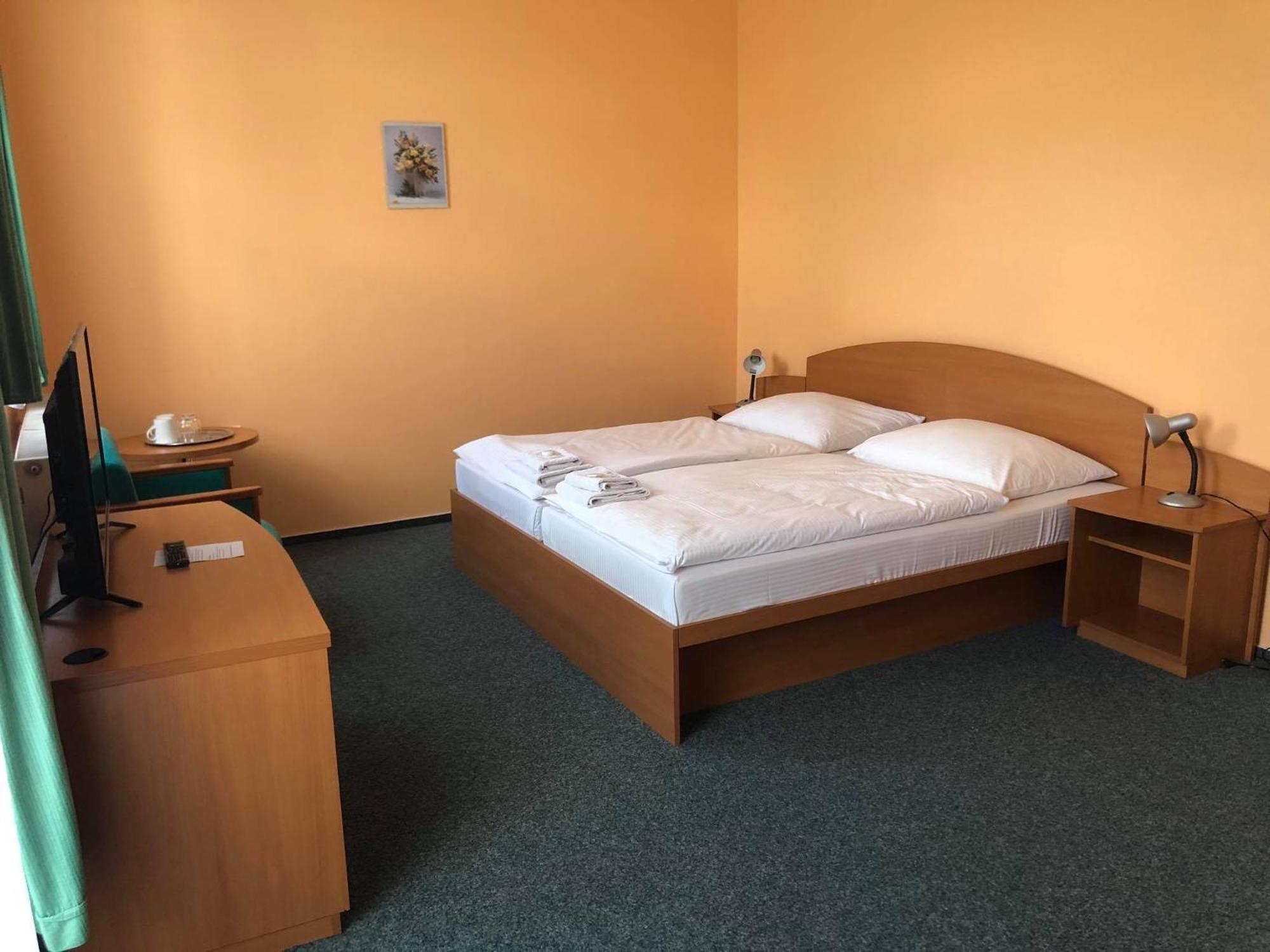 Grandhotel Nový Bor מראה חיצוני תמונה
