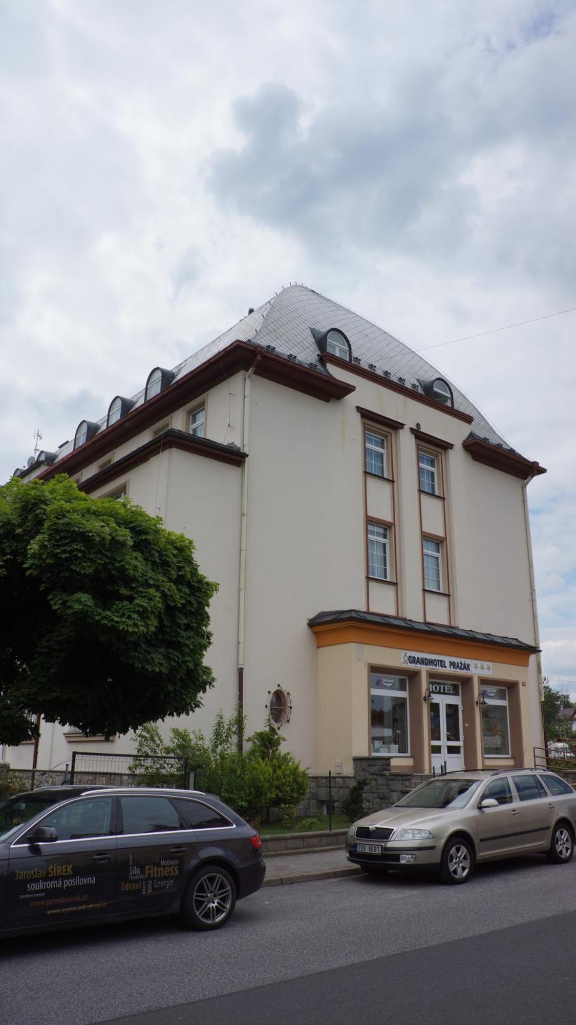 Grandhotel Nový Bor מראה חיצוני תמונה